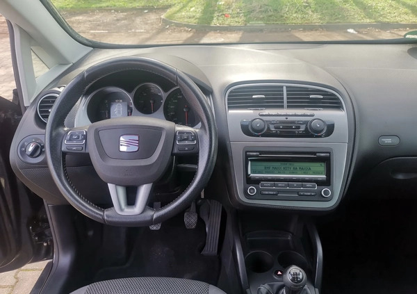 Seat Altea XL cena 32800 przebieg: 136902, rok produkcji 2015 z Bydgoszcz małe 172